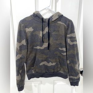 Womens Small VS Pink Camouflage hoodie